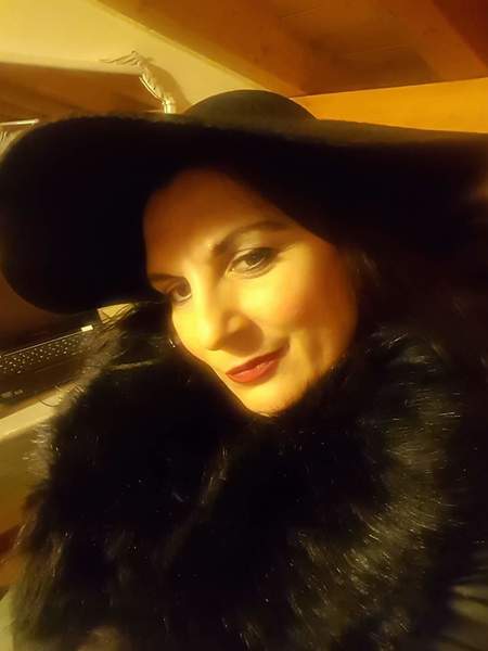 gallery 2205