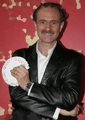 foto FRANCIS LEWIS